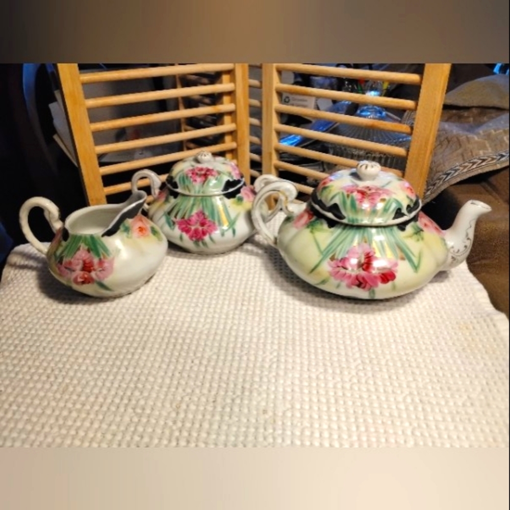Antique Teapot/Cream & Sugar Dish Unmarked Early Twentieth Century Floral